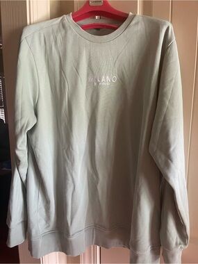 Milano Di Rouge Sage Green Crewneck Sweatshirt